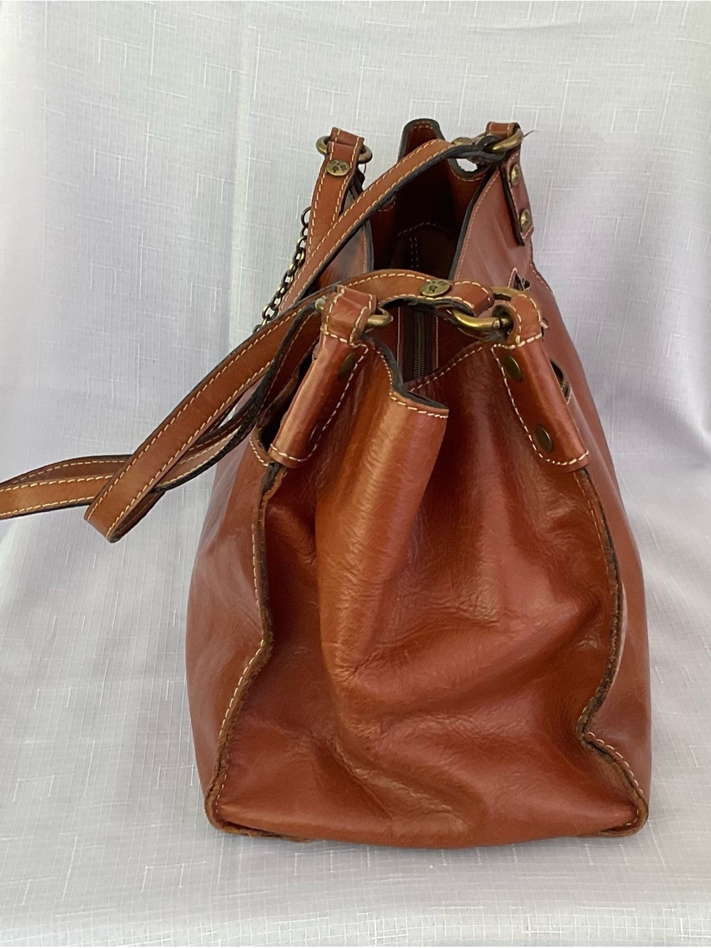 Patricia Nash Romina Tan Leather Shoulder Tote - Picture 6 of 11